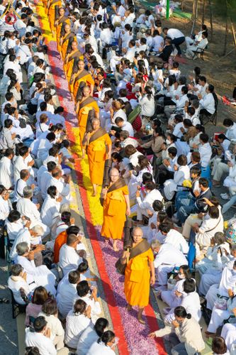 ภาพ No.198149:พิธีต้อนรับพระธรรมยาตรา ณ อนุสรณ์สถานลำดับที่ 5 สถานที่เผยแผ่วิชชาธรรมกายครั้งแรก อนุสรณ์สถานบางปลา วัดบางปลา อำเภอบางเลน จังหวัดนครปฐม ในโครงการธรรมยาตรา กตัญญูบูชา มหาปูชนียาจารย์ พระมงคลเทพมุนี(สด จนฺทสโร) พระผู้ปราบมาร ปีที่ 13 วัน 19 มกราคม พ.ศ.2568