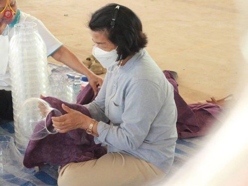 ภาพ No.128042:V.32 เต็มที่เพื่อบางกล่ำ การเตรียมงานของเจ้าหน้าที่หน่วยงานต่างๆ  เพื่องานธรรมยาตราอัญเชิญพระบรมสารีริกธาตุ ประดิษฐาน ณ ศูนย์ปฏิบัติธรรมภาคใต้ อ.บางกล่ำ จ.สงขลา ระหว่างวันที่ 9-10 มีนาคม พ.ศ. 2567