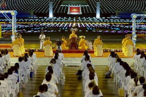 ภาพ No.241196:วันพุธที่ 27 สิงหาคม พ.ศ. 2568 พิธีฉลองชัยสวดมนต์ บทธัมมจักกัปปวัตตนสูตร ครบ 7,650,575,757 จบ ในวันธรรมชัย วัดพระธรรมกาย