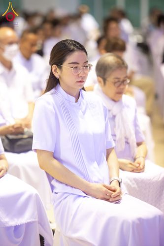 ภาพ No.209551:วันอาทิตย์ที่ 2 มีนาคม พ.ศ. 2568 พิธีบูชาข้าวพระ ณ สภาธรรมกายสากล วัดพระธรรมกาย