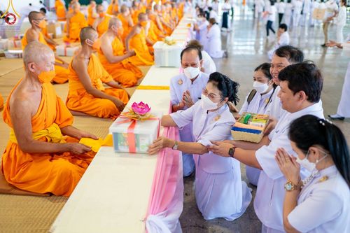 ภาพ No.102407:พิธีถวายอุปกรณ์ทำความสะอาด ณ บ้านแก้วเรือนทองคุณยายอาจารย์ฯ วัดพระธรรมกาย วันเสาร์ที่ 16 ธันวาคม พ.ศ. 2566