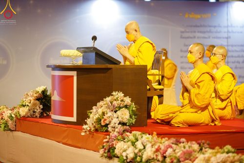 ภาพ No.67899:พิธีเจริญพระพุทธมนต์ จุดประทีปถวายเป็นพุทธบูชา และพิธีฉลองชัยสวดมนต์บทธรรมจักร 4,990,000,082 จบ เนื่องในวาระอายุวัฒนมงคลครบ 82 ปี หลวงพ่อทัตตชีโว ณ พระมหาธรรมกายเจดีย์ วัดพระธรรมกาย จ.ปทุมธานี วันพุธที่ 21 ธันวาคม พ.ศ. 2565