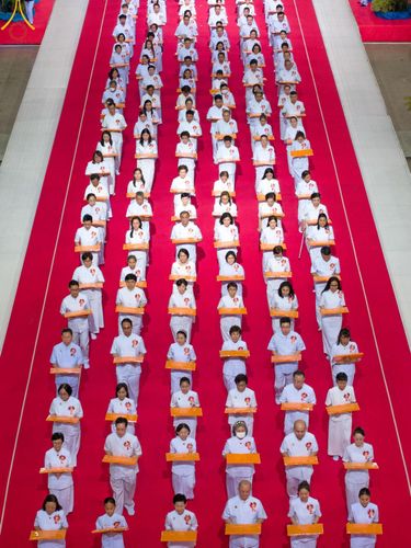 ภาพ No.160136:พิธีทอดผ้าป่าสมทบกฐินวัดพระธรรมกาย และสมทบกฐิน 30,000 วัดทั่วไทย ครั้งที่ 3 ณ สภาธรรมกายสากล วัดพระธรรมกาย วันพฤหัสบดีที่ 10 ตุลาคม พ.ศ. 2567