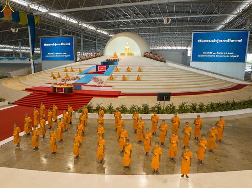 ภาพ No.88152:พิธีมุทิตาสักการะ เปรียญธรรม 9,6,3 และบาลีศึกษา 6,3  พิธีมอบดวงแก้วสามเณรทรงบาลีไวยากรณ์ วันอาทิตย์ 17 กันยายน พ.ศ. 2566 ณ สภาธรรมกายสากล วัดพระธรรมกาย