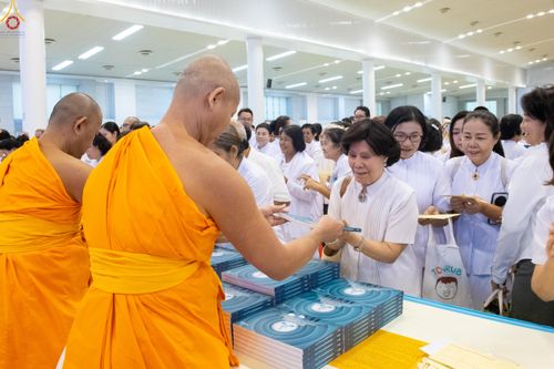 ภาพ No.281120:วันที่ 21 ธันวาคม พ.ศ.2568 พิธีมุทิตาหลวงพ่อทัตตชีโว ณ ห้องแก้วสารพัดนึก วัดพระธรรมกาย