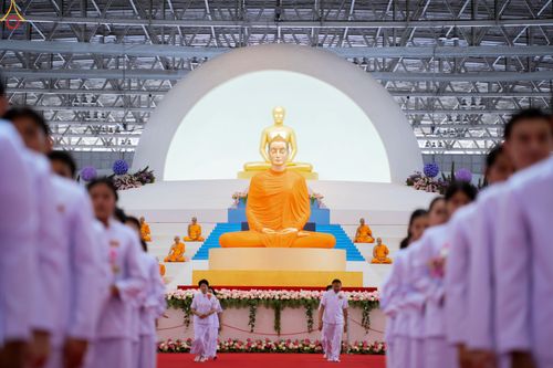 ภาพ No.346363:วันอาทิตย์ที่ 30 สิงหาคม พ.ศ.2569 พิธีจุดเทียนใจ ไฟนิรันดร์ อนันตชัย ณ รัตนบัลลังก์ วัดพระธรรมกาย