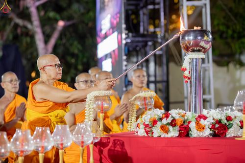 ภาพ No.333301:วันอาทิตย์ที่ 31 พฤษภาคม พ.ศ. 2569 MBMI ,WALUB , มูลนิธิธรรมกาย , การท่องเที่ยวและการบินแห่งอินโดนีเซีย (injourney destinations) , สหภาพพระธรรมทูตไทยในอินโดนีเซีย-แอฟริกา และเครือข่าย คณะสงฆ์มหายาน , วัชรยาน และเถรวาท ในอินโดนีเซีย ร่วมกันการจัดงานเฉลิมฉ
