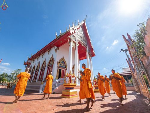 ภาพ No.67436:พิธีอุปสมบทวัดบึงกระจับ อ.พนมสารคาม จ.ฉะเชิงเทรา รับบุญจัดงานโดย สำนักกัลยาณมิตรสากล เมื่อวันที่ 7 ธันวาคม พ.ศ. 2565