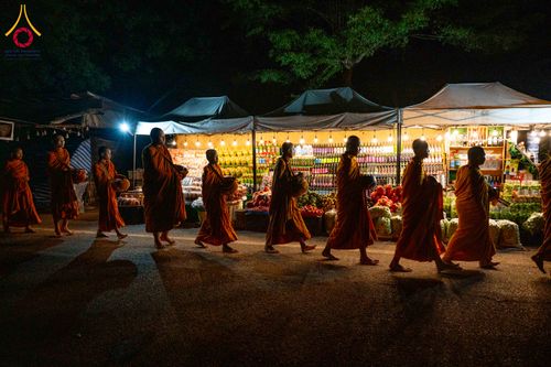 ภาพ No.285861:วันเสาร์ที่ 13 ธันวาคม พ.ศ.2568 พิธีตักบาตรพระภิกษุสามเณร 1,000 รูป ณ บริเวณหน้าอุทยานแห่งชาติเขาใหญ่ อำเภอปากช่อง จ.นครราชสีมา