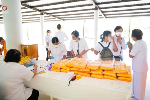 ภาพ No.65542:พิธีปลงผม และพิธีขอขมามอบผ้าไตร นาคธรรมทายาท ในโครงการอุปสมบทบูชาธรรม มหาปูชนียาจารย์ประจำปี 2565 ณ ศูนย์ปฏิบัติธรรมภาคใต้ บางกล่ำ จ.สงขลา วันที่ 19 พฤศจิกายน พ.ศ. 2565