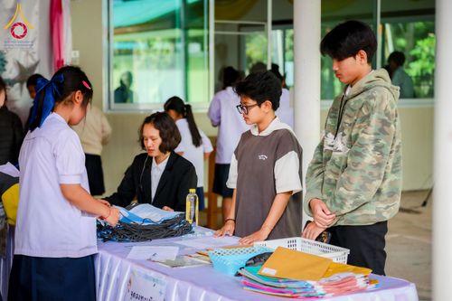 ภาพ No.285455:วันที่ 11 ธันวาคม พ.ศ. 2568  รวมพลังเด็กดี V-Star ผู้นำฟื้นฟูศีลธรรมโลก ประจำปี 2568 จังหวัดแพร่  ณ ธุดงคสถานแพร่ อำเภอวังชิ้น จังหวัดแพร่