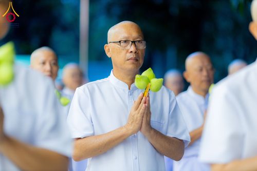 ภาพ No.286446:วันเสาร์ที่ 12 กรกฏาคม พ.ศ.2568 พิธีบรรพชาอุปสมบท  โครงการบรรพชาอุปสมบทหมู่ ธรรมทายาทนานาชาติ(ภาคภาษาจีน), โครงการบรรพชาสามเณร โรงเรียนนานาชาติ รุ่นที 14