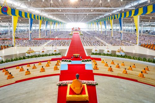 ภาพ No.92151:พิธีบูชาข้าวพระ ในวันทอดกฐินสามัคคี อาทิตย์ต้นเดือนที่ 5 พฤศจิกายน พ.ศ. 2566 ณ วัดพระธรรมกาย จ.ปทุมธานี