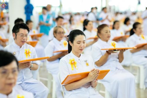 ภาพ No.345573:วันพฤหัสบดีที่ 27 สิงหาคม พ.ศ.2569 พิธีทอดผ้าป่าเพื่อถวายอุปกรณ์สื่อโสตทัศน์ อาคาร 82 ปี หลวงพ่อธัมมชโย พิธีทอดผ้าป่าสมทบกฐินวัดพระธรรมกาย และสมทบกฐิน 30,000 กว่าวัดทั่วไทย ครั้งที่ 1 ประจำปี พุทธศักราช 2569 ณ วัดพระธรรมกาย ปทุมธานี