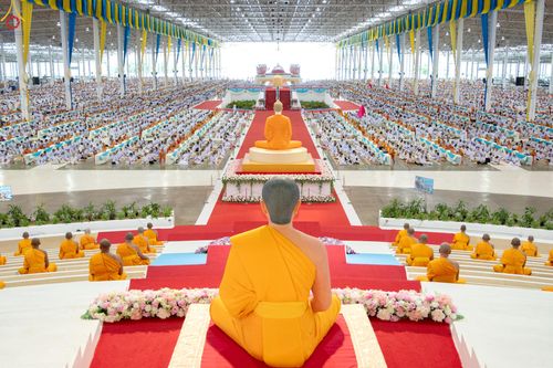 ภาพ No.342248:วันอาทิตย์ที่ 2 สิงหาคม พ.ศ.2569 พิธีถวายไทยธรรม คณะสงฆ์ 2,000 กว่าวัด ทั่วประเทศ, พิธีถวายไทยธรรม คณะสงฆ์ 323 วัด 4 จังหวัดชายแดนใต้ ณ สภาธรรมกายสากล วัดพระธรรมกาย