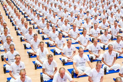 ภาพ No.340284:วันที่ 23 กรกฎาคม พ.ศ. 2569 พิธีเปิดโครงการพัฒนาคุณธรรม จริยธรรม สำหรับนักเรียนนายสิบตำรวจ (นสต.) รุ่นที่ 17 ศูนย์ฝึกอบรมตำรวจภูธรภาค 1 ระหว่างวันที่ 23-27 กรกฏาคม 2569 ( 5 วัน 4 คืน) ณ ศูนย์ปฏิบัติธรรมเวิล์ดพีช วัลเล่ย์ (World Peace Valley) เขาใหญ่  ต.ห