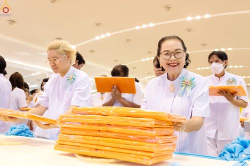 ภาพ No.318566:วันอาทิตย์ต้นเดือนที่ 5 เมษายน พ.ศ.2569 พิธีทอดผ้าป่าสมทบมหาสังฆทาน 40,000 กว่าวัดทั่วประเทศ ณ สภาธรรมกายสากล วัดพระธรรมกาย