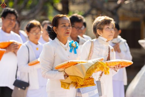 ภาพ No.293281:วันที่ 12 มกราคม พ.ศ. 2569 พิธีทอดผ้าป่าทำนุบำรุงศาสนสถาน ณ วัดพรสวรรค์ อ.สองพี่น้อง จ.สุพรรณบุรี ในโครงการธรรมยาตรา กตัญญูบูชา มหาปูชนียาจารย์ พระมงคลเทพมุนี(สด จนฺทสโร) พระผู้ปราบมาร อนุสรณ์สถาน 7 แห่ง ปีที่ 14