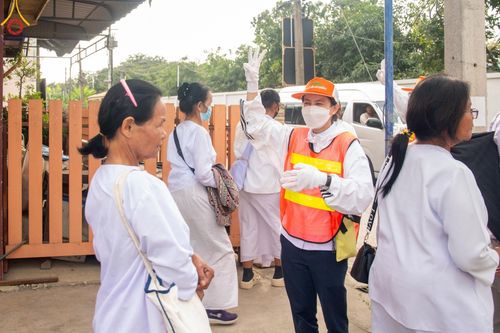 ภาพ No.203142:V.51 สารพัดV สารพัดดี ที่คลองบางนางแท่น ในโครงการธรรมยาตรา กตัญญูบูชา มหาปูชนียาจารย์ พระมงคลเทพมุนี(สด จนฺทสโร) พระผู้ปราบมาร อนุสรณ์สถาน 7 แห่ง ปีที่ 13 ระหว่างวันที่ 2-31 มกราคม พ.ศ. 2568