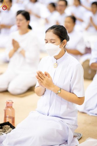 ภาพ No.139239:พิธีตักบาตร , พิธีบูชาข้าวพระ ณ ห้องแก้วสารพัด 1 สภาธรรมกายสากล วัดพระธรรมกาย วันอาทิตย์ต้นเดือนที่ 2 มิถุนายน พ.ศ. 2567