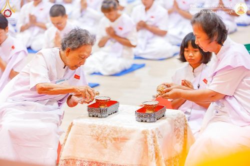 ภาพ No.158005:โครงการอบรมอุบาสก อุบาสิกาแก้ว  ตัวแทนทอดกฐิน 30,000 วัด ทั่วไทย บูชาธรรม 80 ปี หลวงพ่อธัมมชโย โซนตะวันตก 6 จังหวัด รุ่นที่ 3 ระหว่างวันที่ 20-22 กันยายน พ.ศ. 2567 ณ ศูนย์อบรมเยาวชนกาญจนบุรี