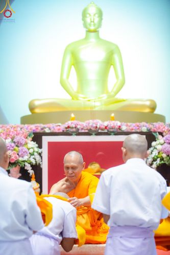 ภาพ No.156838:พิธีบรรพชาอุปสมบท ธรรมทายาท โครงการอุปสมบทหมู่บูชาธรรมครบรอบ 107 ปี วันครูผู้ค้นพบวิชชาธรรมกาย ณ โบสถ์พระไตรปิฏก วัดพระธรรมกาย วันเสาร์ที่ 14 กันยายน พ.ศ. 2567
