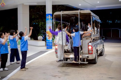 ภาพ No.243426:วันที่ 23-31 สิงหาคม พ.ศ. 2568 เจ้าหน้าที่ทุกสถานะ ทุ่มเทจัดงาน สัมมนารวมใจผู้นำบุญ เพื่องานกฐินสามัคคีทั่วไทย 30,000 วัด บูชาธรรม 81 ปี หลวงพ่อธัมมชโย