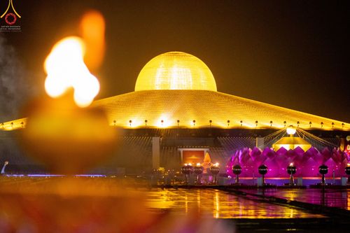 ภาพ No.52635:ประมวลภาพวันคล้ายวันเกิดครบรอบ 138 ปี พระมงคลเทพมุนี (สด จนฺทสโร) พระผู้ปราบมาร ชุดที่ 2