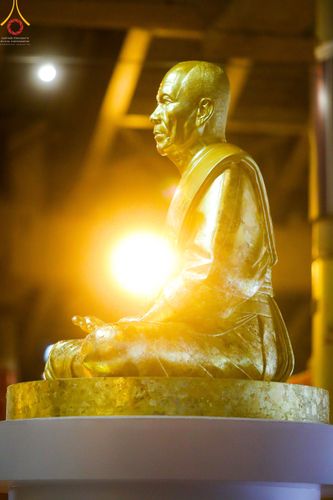 ภาพ No.52633:ประมวลภาพวันคล้ายวันเกิดครบรอบ 138 ปี พระมงคลเทพมุนี (สด จนฺทสโร) พระผู้ปราบมาร ชุดที่ 2