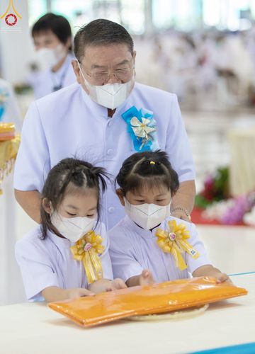 ภาพ No.46937:ประมวลภาพพิธีทอดผ้าป่าธรรมชัย ณ วัดพระธรรมกาย (5 มิถุนายน พ.ศ. 2565)