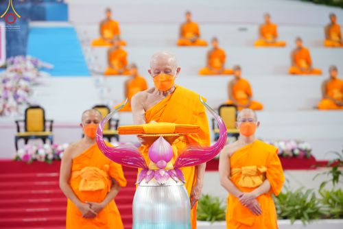 ภาพ No.52509:ประมวลภาพวันคล้ายวันเกิดครบรอบ 138 ปี พระมงคลเทพมุนี (สด จนฺทสโร) พระผู้ปราบมาร ชุดที่ 1