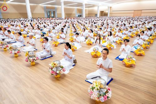 ภาพ No.206888:พิธีถวายโคมมาฆประทีป น้อมถวายเป็นพุทธบูชา แด่คณะพระภิกษุ สามเณร วัดพระธรรมกาย วันอาทิตย์ที่ 9 กุมภาพันธ์ พ.ศ. 2568 ณ ห้องแก้วสารพัดนึก 2 สภาธรรมกายสากล วัดพระธรรมกาย จังหวัดปทุมธานี