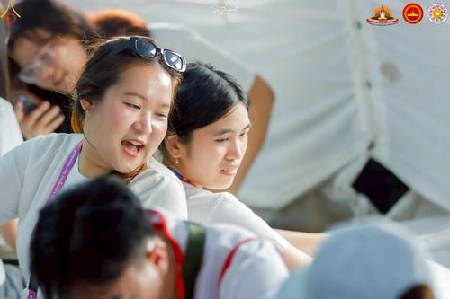 ภาพ No.224738:วันที่ 11 -12 พฤษภาคม พ.ศ. 2568 คณะพระอาจารย์ เจ้าหน้าที่ อาสาสมัคร นักศึกษา ทั้งชาวอินโดนีเซีย และชาวไทย ร่วมแรงร่วมใจ เตรียมงาน เก็บงาน ในวันวิสาขบูชา ณ พระมหาเจดีย์บรมพุทโธ ประเทศอินโดนีเซีย