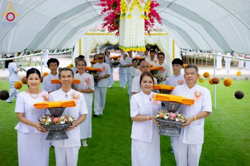 ภาพ No.252757:วันที่ 12 ตุลาคม พ.ศ. 2568 พิธีทอดกฐินครบรอบ 12 ปี เพื่อสร้างถนนธรรมวิถี ณ ศูนย์ปฏิบัติธรรมนครราชสีมา