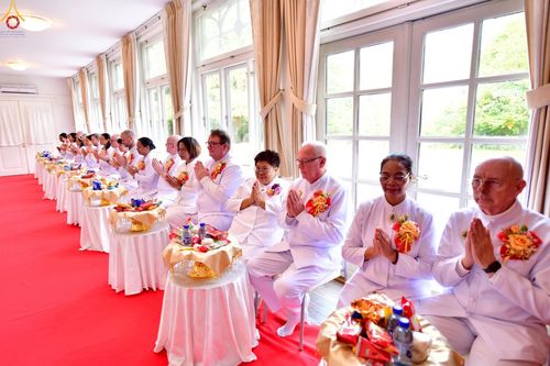 ภาพ No.257387:วันที่ 11 ตุลาคม พ.ศ. 2568 พิธีทอดกฐินสามัคคี  เพื่องานเผยแผ่พระพุทธศาสนา วิชชาธรรมกายสู่ชาวท้องถิ่น ณ วัดพระธรรมกายคอร์ซัวร์ ลุสท์สโกว  ประเทศเดนมาร์ก 