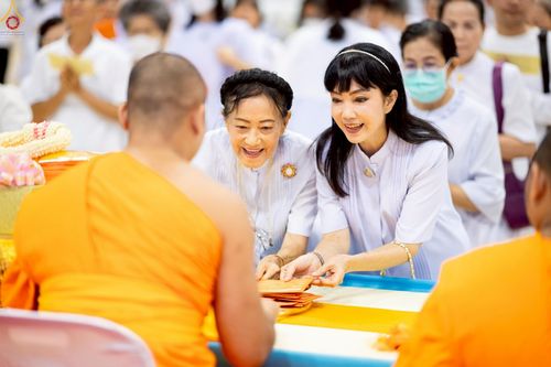 ภาพ No.228061:วันอาทิตย์ที่ 1 มิถุนายน พ.ศ. 2568 พิธีมุทิตาพระอุปสมบทอุทิศชีวิต ณ ห้องแก้วสารพัดนึก 1 วัดพระธรรมกาย