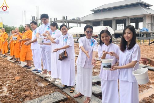 ภาพ No.100431:พิธีทอดกฐินสามัคคี และพิธีเทฐานรากอาคาร สร้างโรงทานหมู่บ้านปฎิบัติธรรม ณ ศูนย์อบรมเยาวชนปัตตานี วันที่ 26 พฤศจิกายน พ.ศ. 2566