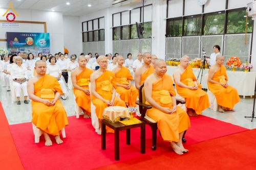 ภาพ No.221372:วันอาทิตย์ที่ 27 เมษายน พ.ศ. 2568 พิธีเจริญพระพุทธมนต์สมโภชดวงแก้วธรรมชัย เนื่องในโอกาสบูชาธรรม 81 ปีหลวงพ่อธัมมชโย อัญเชิญประดิษฐานเนื่องในโอกาสสถาปนาวัดพระธรรมกายไอซ์แลนด์ ณ อาคารปลูกศรัทธา 1 วัดพระธรรมกาย อำเภอคลองหลวง จังหวัดปทุมธานี