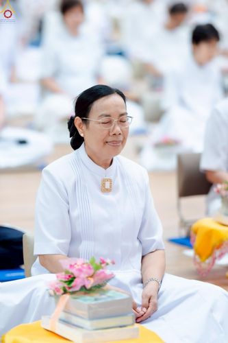 ภาพ No.225351:วันอาทิตย์ที่ 18 พฤษภาคม พ.ศ. 2568 พิธีร่วมบุญการศึกษา พระภิกษุ สามเณร ณ ห้องแก้วสารพัดนึก 2 วัดพระธรรมกาย