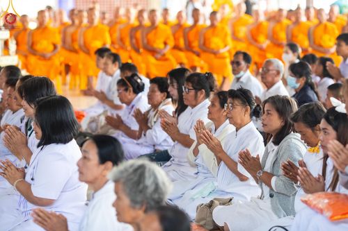 ภาพ No.189310:พิธีทอดผ้าป่าทำนุบำรุงศาสนสถาน ในโครงการธรรมยาตรา กตัญญูบูชา มหาปูชนียาจารย์ พระมงคลเทพมุนี(สด จนฺทสโร) พระผู้ปราบมาร อนุสรณ์สถาน 7 แห่ง ปีที่ 13 ณ วัดใหม่นพรัตน์  ต.เนินพระปรางค์ อ.สองพี่น้อง จ.สุพรรณบุรี วันที่ 5 มกราคม พ.ศ. 2568