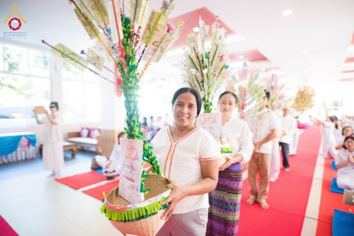 ภาพ No.171931:พิธีทอดกฐินสร้างพระเจดีย์ ประดิษสถานพระบรมสารีริกธาตุ ณ วัดกิ่วลม อ.ฮอด จ.เชียงใหม่ ในโครงการกฐินสามัคคีทั่วไทย 30,000 วัด บูชาธรรม 80 ปี หลวงพ่อธัมมชโย โดยคณะศิษยานุศิษย์วัดพระธรรมกาย วันที่ 26 ตุลาคม พ.ศ. 2567