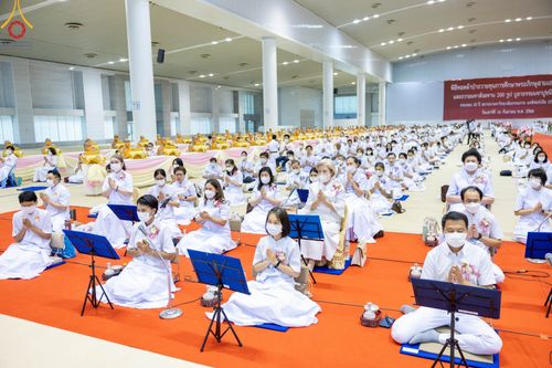 ภาพ No.88264:พิธีทอดผ้าป่าถวายทุนการศึกษาพระภิกษุสามเณรทั่วโลก, มอบโล่ผู้อุปถัมภ์มหาวิทยาลัยฯ ในวันครบรอบสถาปนา 20 ปี มหาวิทยาลัยธรรมกายแคลิฟอร์เนีย (DOU), พิธีถวายมหาสังฆทาน 108 รูป บูชาธรรมมหาปูชนียาจารย์ วันเสาร์ที่ 16 กันยายน พ.ศ. 2566 ณ ห้องแก้วสารพัดนึก1 วัดพระ