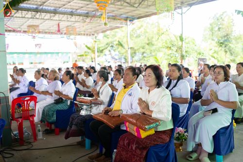 ภาพ No.165408:พิธีทอดกฐิน ณ วัดพุทธิสารโนนทอง อ.คอนสวรรค์ จ.ชัยภูมิ ในโครงการกฐินสามัคคีทั่วไทย 30,000 วัด บูชาธรรม 80 ปี หลวงพ่อธัมมชโย โดยคณะศิษยานุศิษย์วัดพระธรรมกาย วันที่ 21 ตุลาคม พ.ศ. 2567