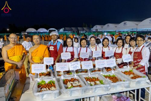 ภาพ No.118040:พิธีถวายภัตตาหารเป็นสังฆทาน แด่คณะพระธรรมยาตรา ปีที่ 12 วันที่ 24 มกราคม พ.ศ. 2567 ณ อนุสรณ์สถานบางนางแท่น จ.นครปฐม