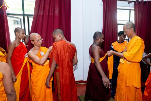 ภาพ No.139856:PhotoStory มหาศรัทธา ธรรมยาตราศรีลังกา EP.2 พิธีเปิดโครงการสยาม-ลังกา ธรรมยาตรา ฉลองเทศกาลวิสาขบูชาแห่งชาติ ศรีลังกา บูชาธรรม 80 ปีหลวงพ่อธัมมชโย เมื่อวันที่ 17 พฤษภาคม พ.ศ. 2567