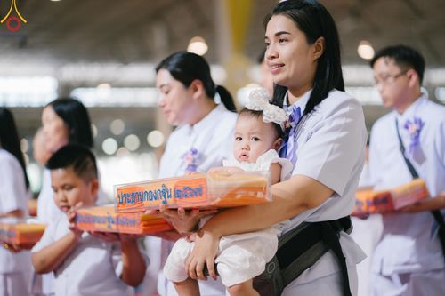 ภาพ No.167700:พิธีทอดกฐิน และ พิธีกรานกฐิน ในวันอาทิตย์ที่ 3 พฤศจิกายน พ.ศ. 2567 ณ วัดพระธรรมกาย จ.ปทุมธานี