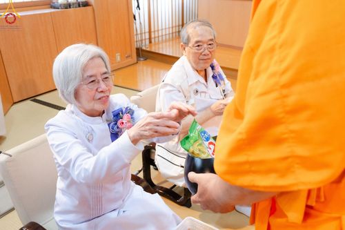 ภาพ No.140557:พิธีทอดผ้าป่าฉลองชัย 20 ปี วัดพระธรรมกายคานากาว่า วันเสาร์ที่ 8 มิถุนายน พ.ศ. 2567