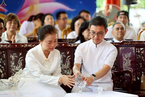 ภาพ No.252592:วันที่ 11 ตุลาคม พ.ศ. 2568 พิธีทอดกฐินสามัคคีทั่วไทย 30,000 วัด โดยคณะศิษยานุศิษย์ บูชาธรรม 81 ปี หลวงพ่อธัมมชโย ณ วัดมงคลพุกการาม ต. คลองสี่  อ.คลองหลวง จ.ปทุมธานี