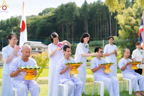 ภาพ No.147424:พิธีตัดปอยผม ขอขมา มอบบาตร ผ้าไตร โครงการปฐมอุปสมบท สมโภชอุโบสถ บูชาธรรม 80 ปี หลวงพ่อธัมมชโย ณ วัดพระธรรมกายโทชิหงิ ประเทศญี่ปุ่น วันพฤหัสบดีที่ 8 สิงหาคม พ.ศ. 2567