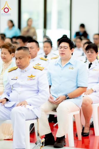 ภาพ No.237636:พิธีเจริญพระพุทธมนต์ ปฏิบัติธรรมเจริญสมาธิภาวนา และทำบุญตักบาตร ถวายพระราชกุศล เนื่องในโอกาสวันเฉลิมพระชนมพรรษา สมเด็จพระนางเจ้าสิริกิติ์ พระบรมราชินีนาถ พระบรมราชชนนีพันปีหลวง วันอังคารที่ 12 สิงหาคม พ.ศ. 2568  ณ อาคารปลูกศรัทธา 2 วัดพระธรรมกาย 